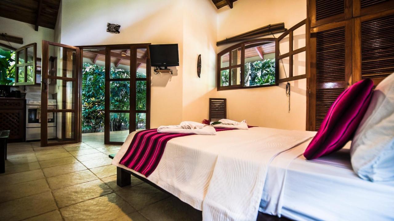 Hotel El Pequeno Gecko Verde Samara Exterior photo