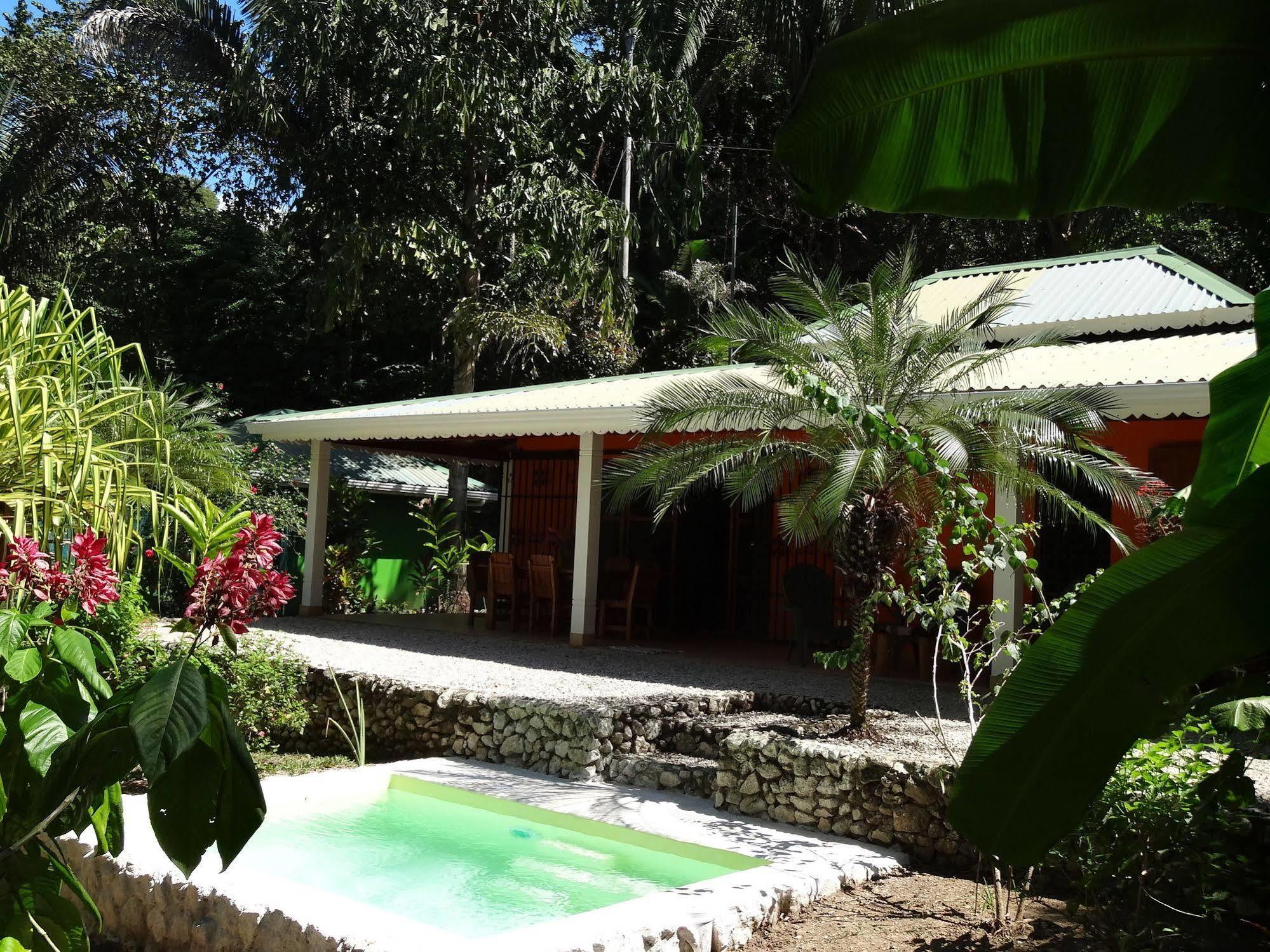 Hotel El Pequeno Gecko Verde Samara Exterior photo